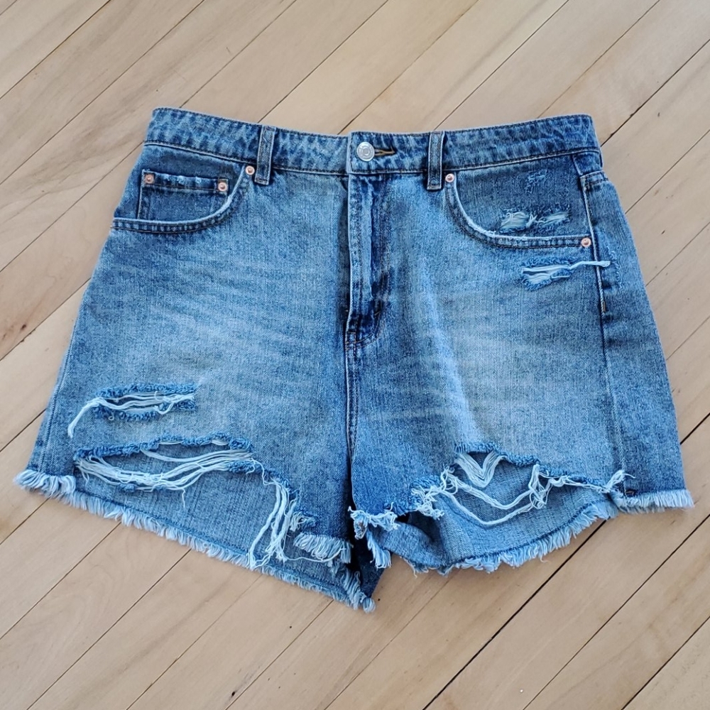 High waisted Jean shorts